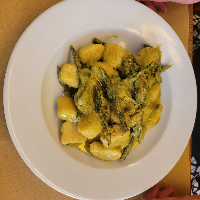 Gnocci with Asparagus