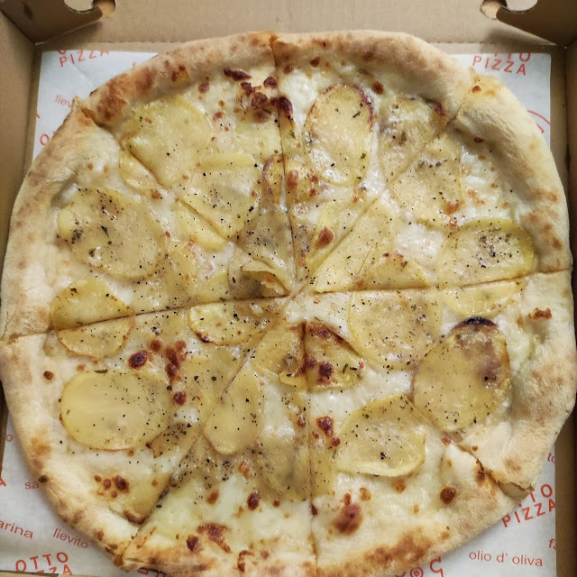 Potato and Rosemary Pizza