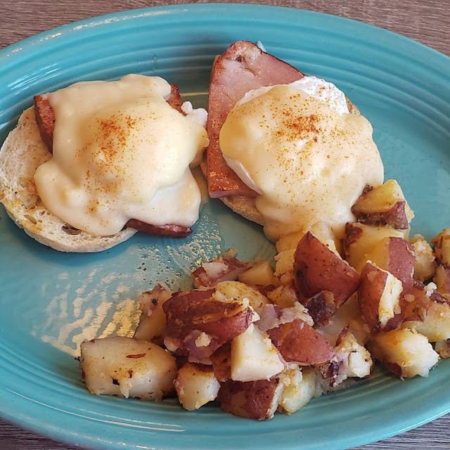 Eggs Benedict