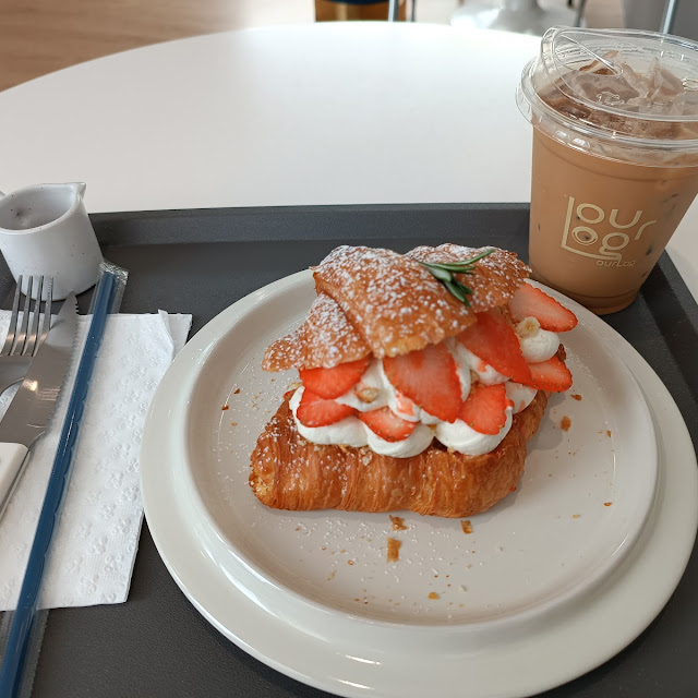 Strawberry and Cream Croissant Sandwich