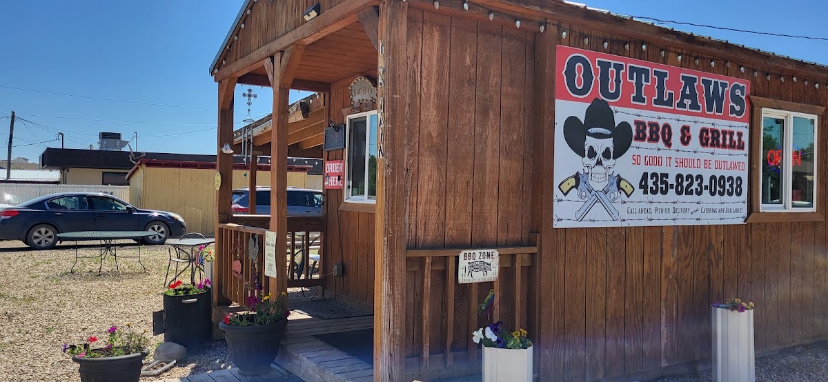 Outlaw's BBQ and Grill