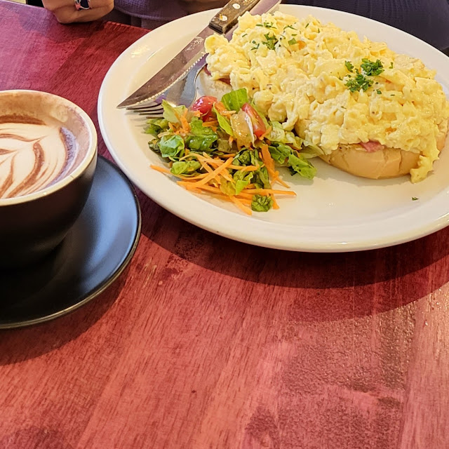 Egg Benedict