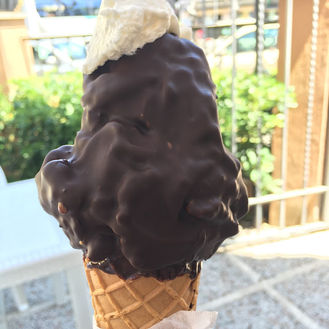 Como Gelato Ricoperto Di Cioccolato