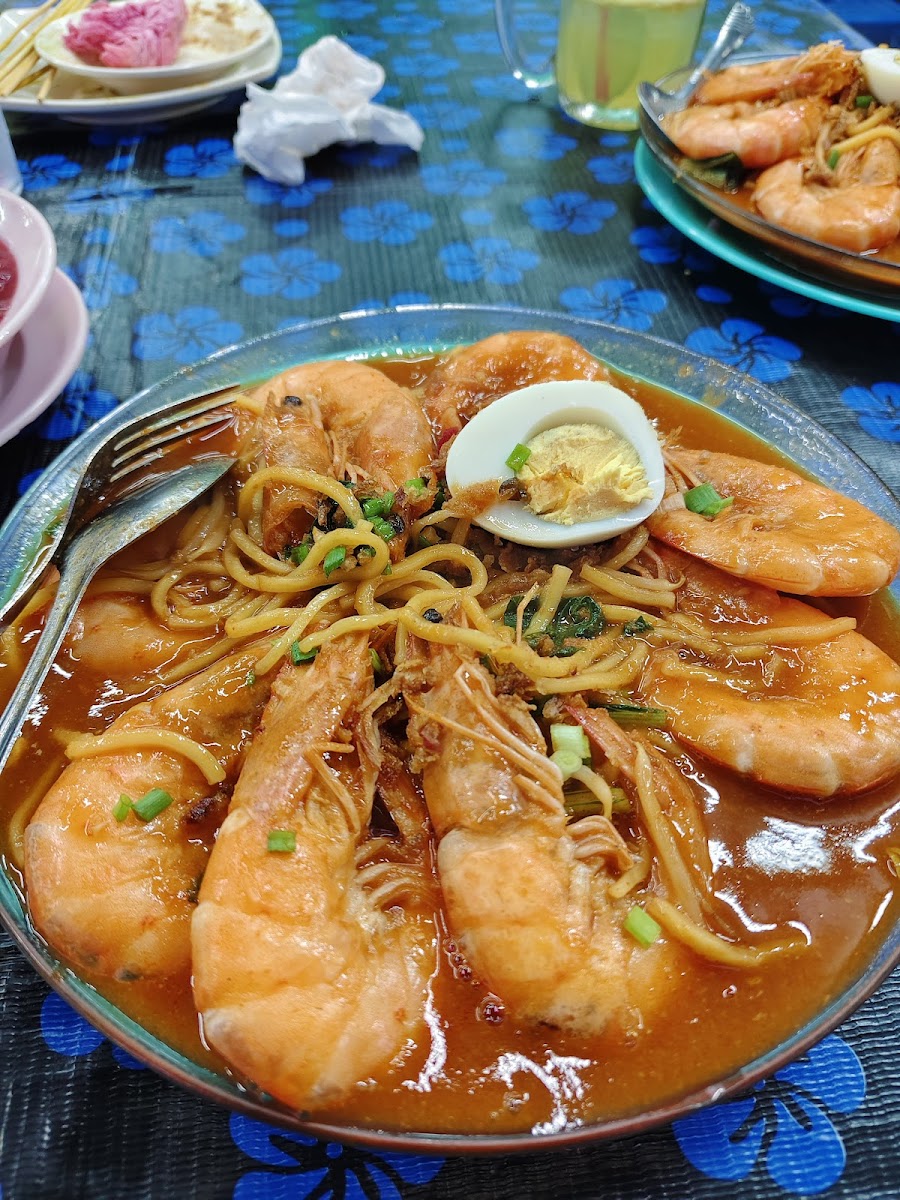Pak Syed Mee Udang