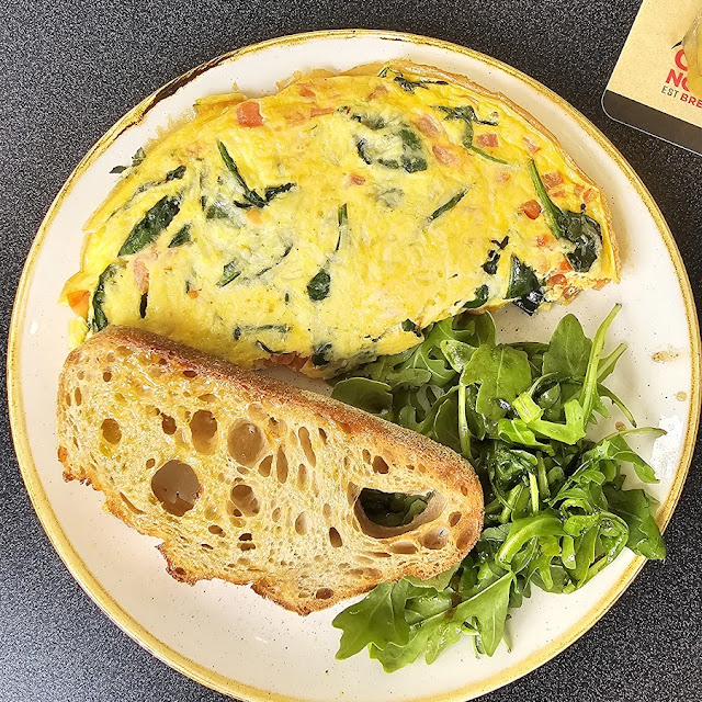 Spinach & Tomato Omelette V