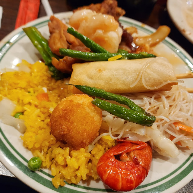 Buffet Choices Made Fresh