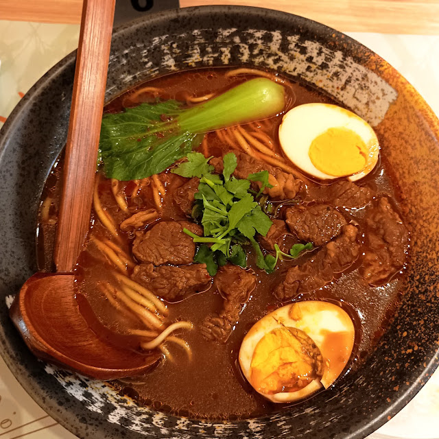 Noodles Con Manzo