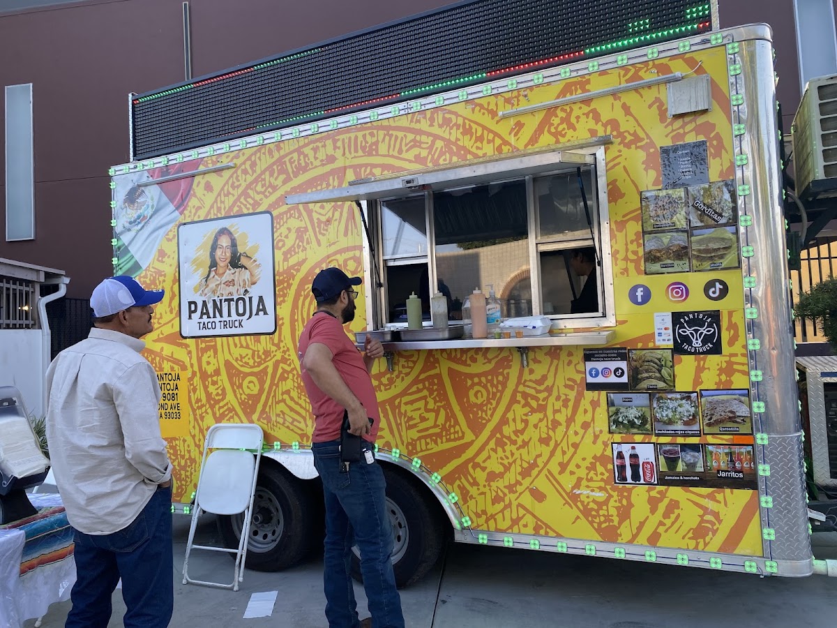 Pantoja taco truck