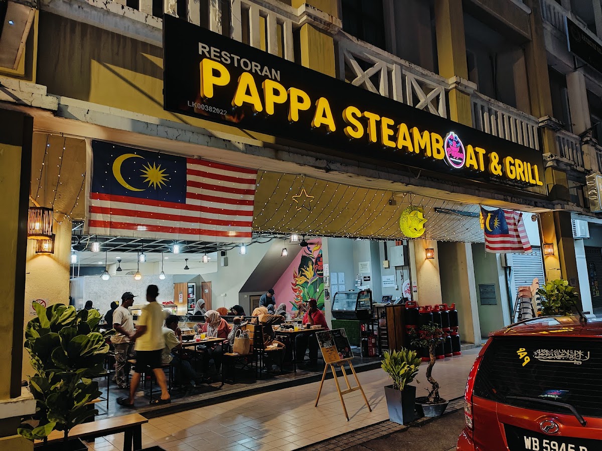 PAPPA STEAMBOAT & GRILL