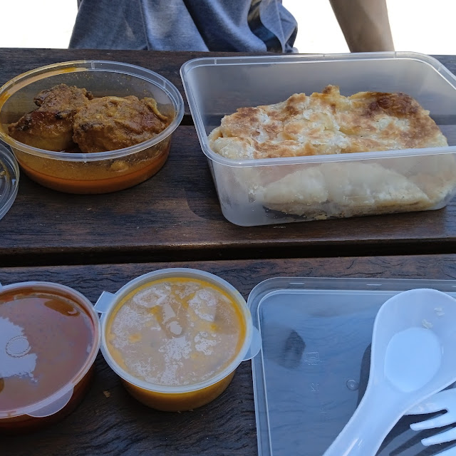Roti Canai with Chicken Curry