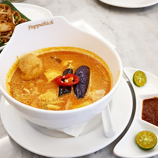 Curry Laksa Ayam