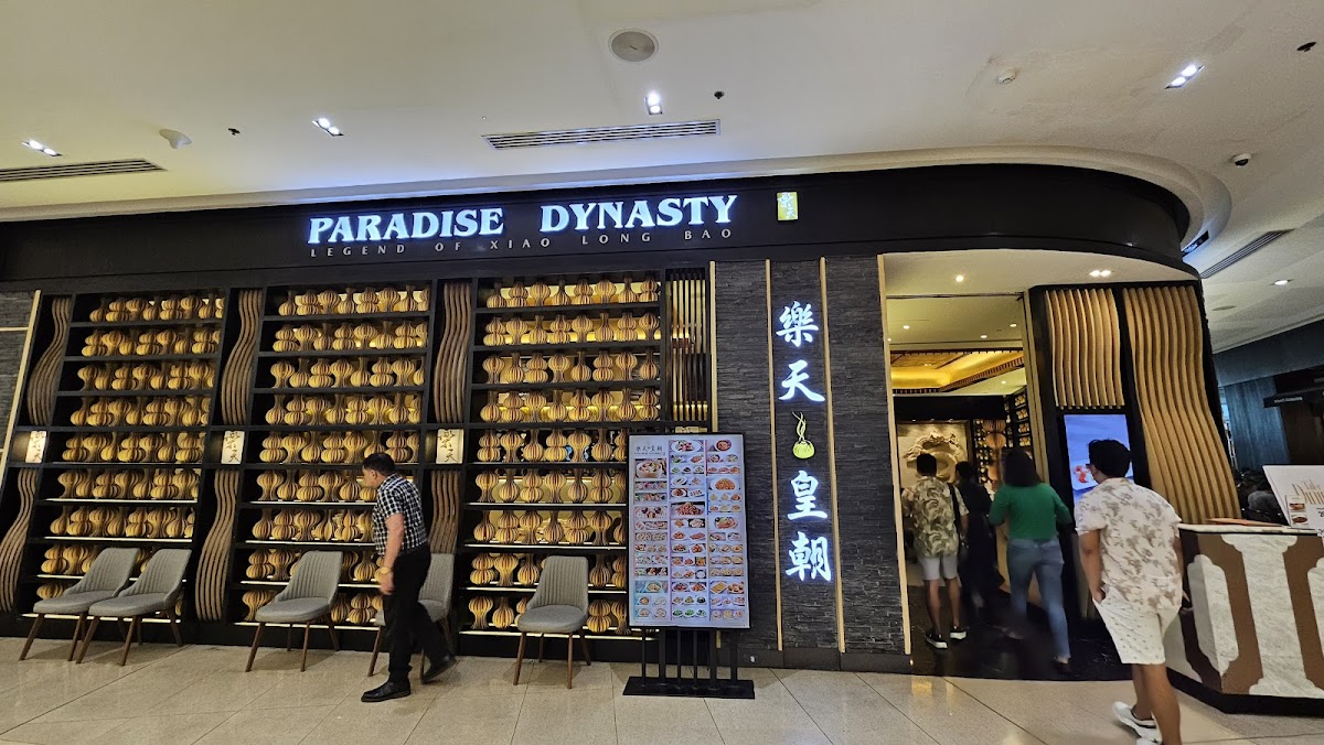 Paradise Dynasty - S Maison