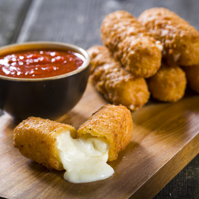 Mozzarella Sticks