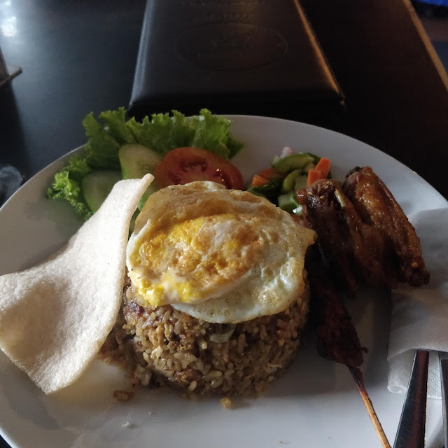 Nasi Ayam Goreng