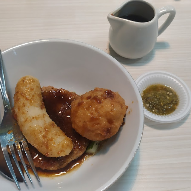Pempek Kapal Selam