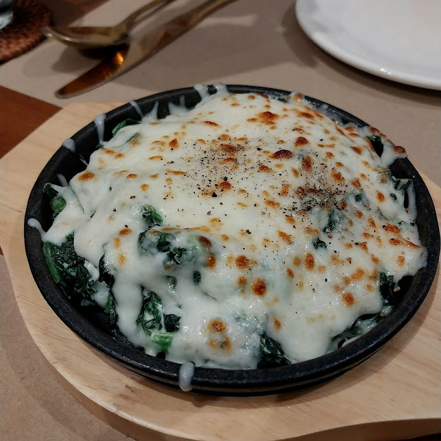 Baked Spinach with Mozzarella