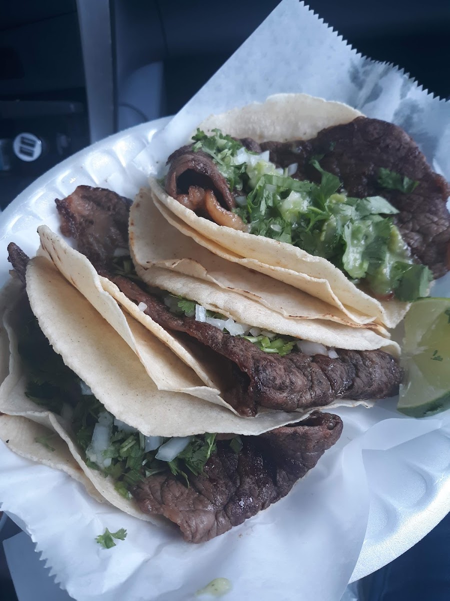 Perla's Taco Truck