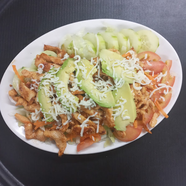 Ensalada de Pollo 10