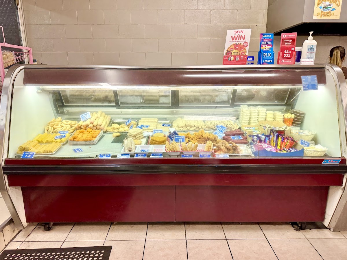 Peter & Tina's Snack Bar