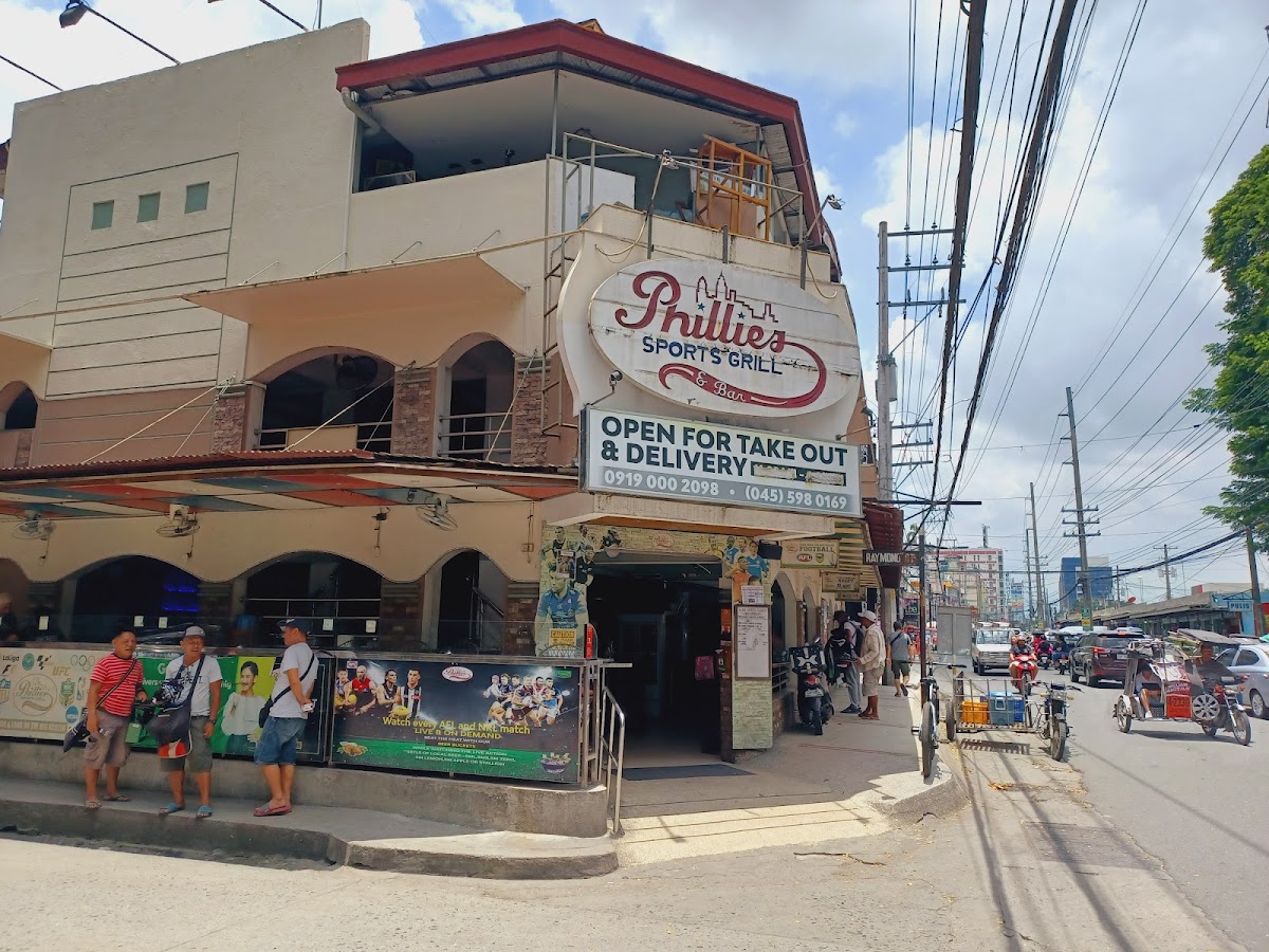 Phillies Sports Grill & Bar