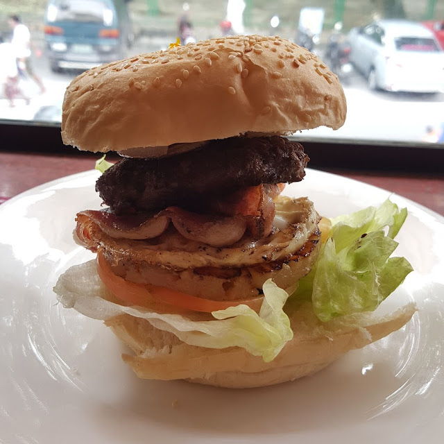 Phillies Burger