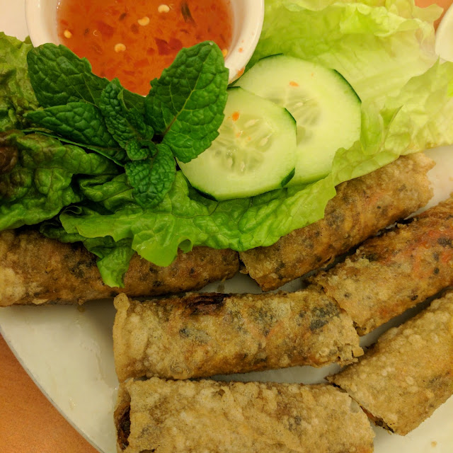 Single Set Meal Vietnamese Combination Broken Rice Homemade Spring Rolls 4