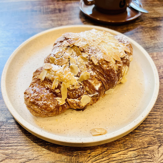 Almond Croissant