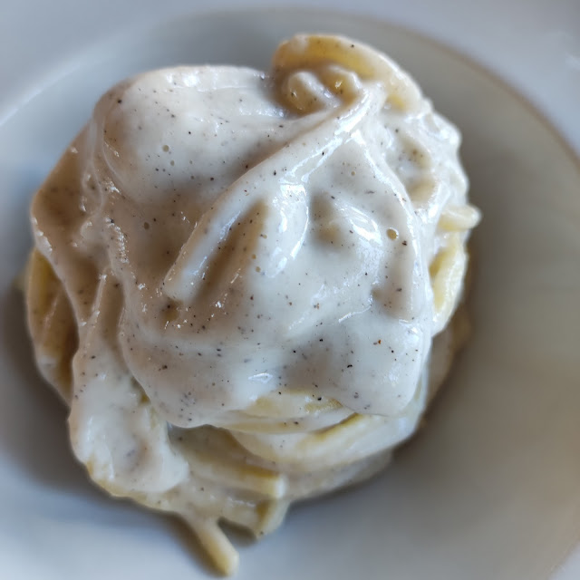 Cacio E Pepe