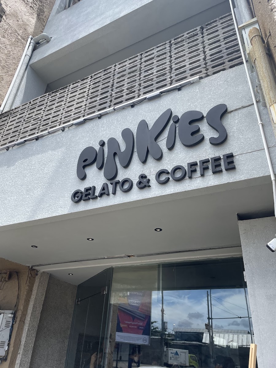 Pinkies Gelato & Coffee