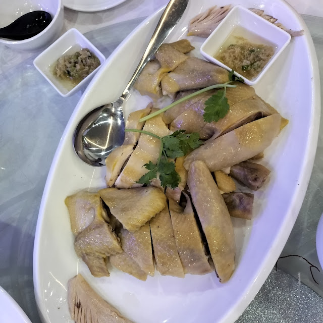 Steamed Chicken Feet