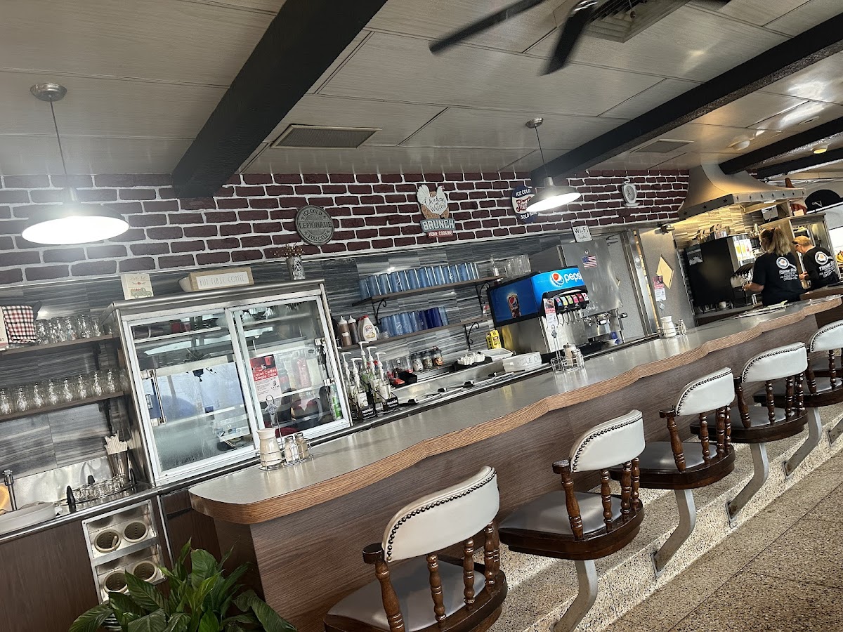 Pioneer Diner