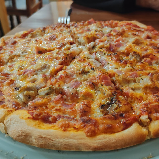 Pizza Caprissiosa