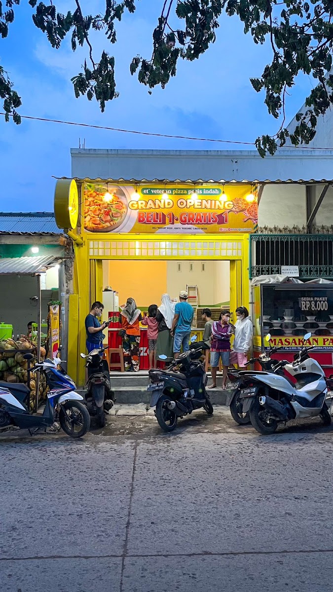 PIZZA ET VETERAN PORIS INDAH