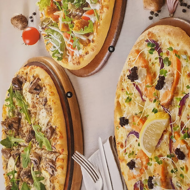 Pizza Hawaiian Pizza