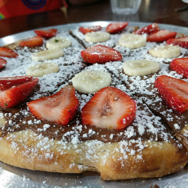 Nutella Pizza