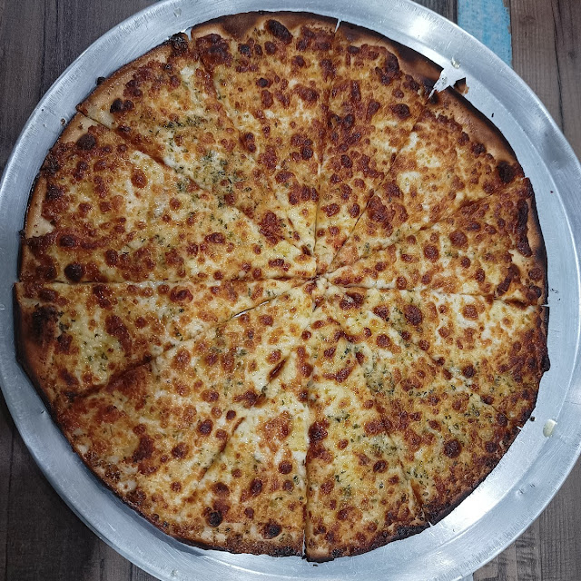 Garlic Pizza