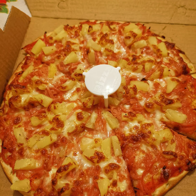 Hawaiian Pizza