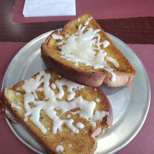 Garlic Bread with Mozzarella