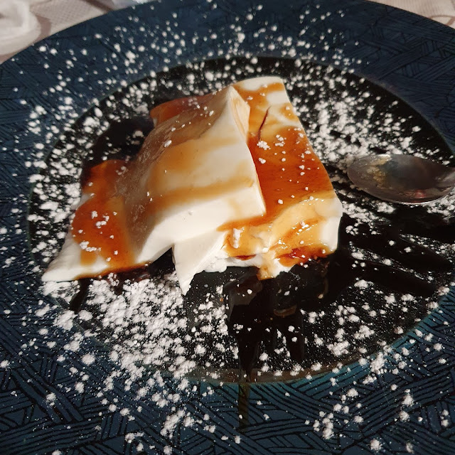 Panna Cotta Con Caramello