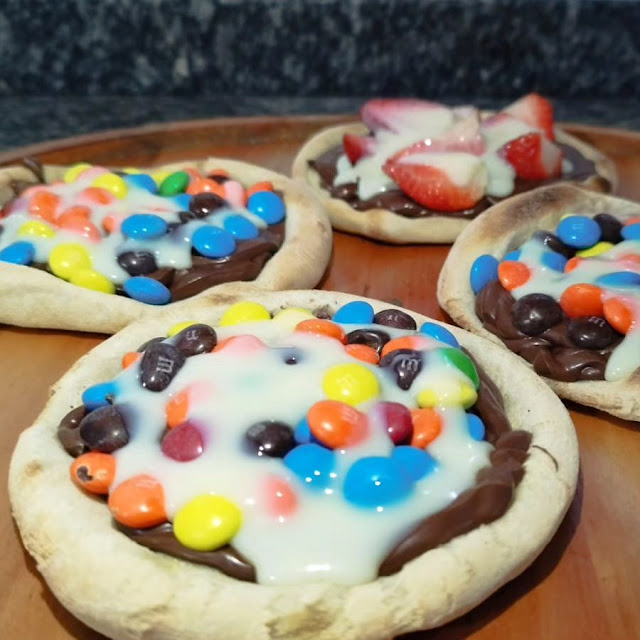 Esfiha Chocolate Com M&MS