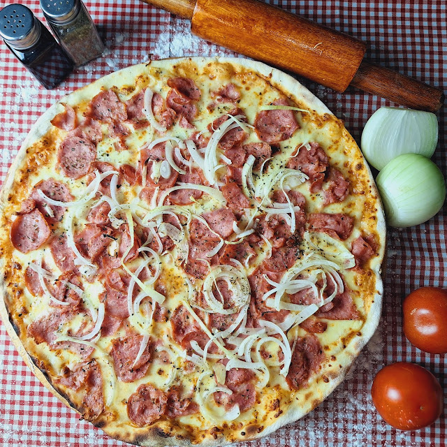 Pizza Calabresa