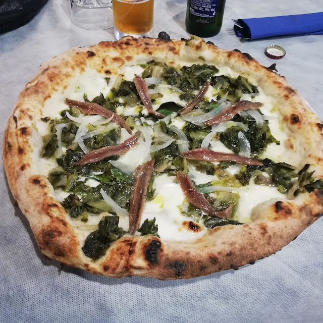 Pizza Cetarese
