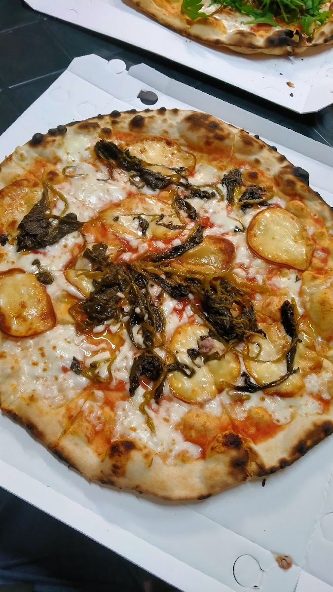 Pizzeria Hollywood di Carboni Gian Marco snc