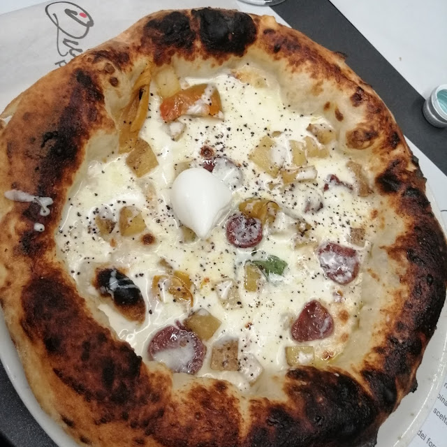 Pizza Margherita Bufalina Con Alici