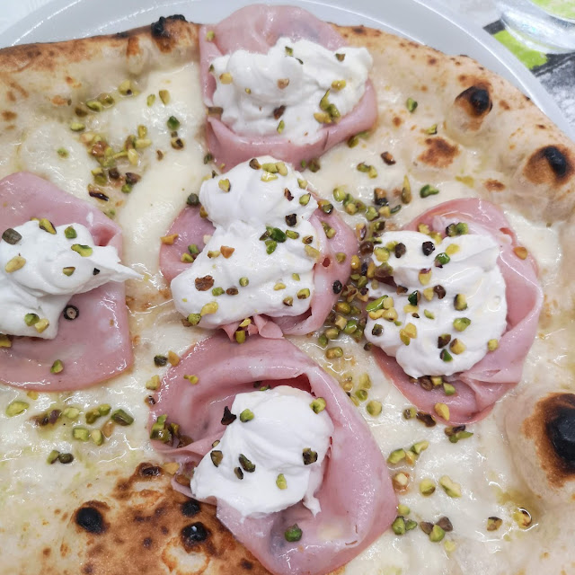Pizza Mortadella E Pistacchio