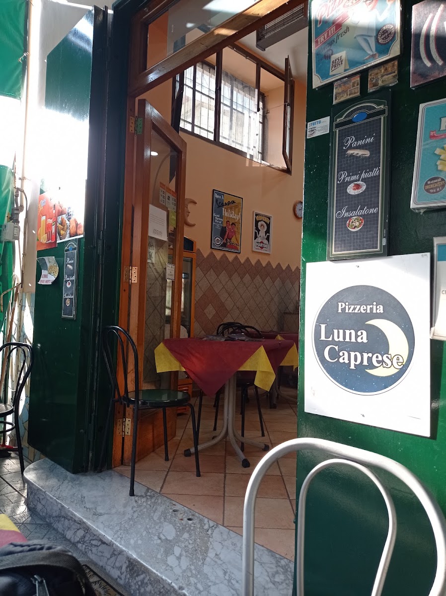 Pizzeria Luna Caprese