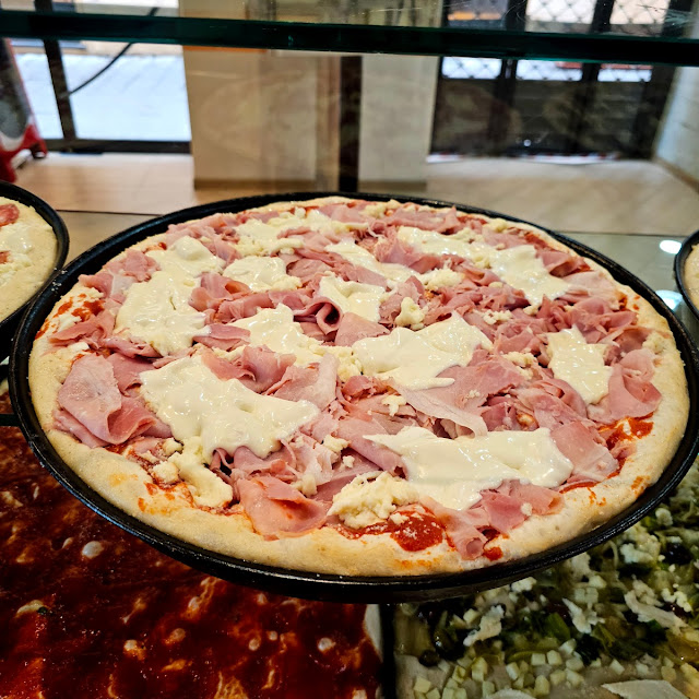 Prosciutto Cotto Funghi Mozzarella