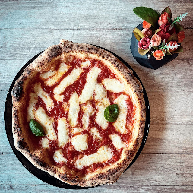 Pizza Margherita