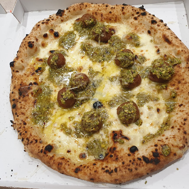 Pizza Pistacchio Ricotta E Noci