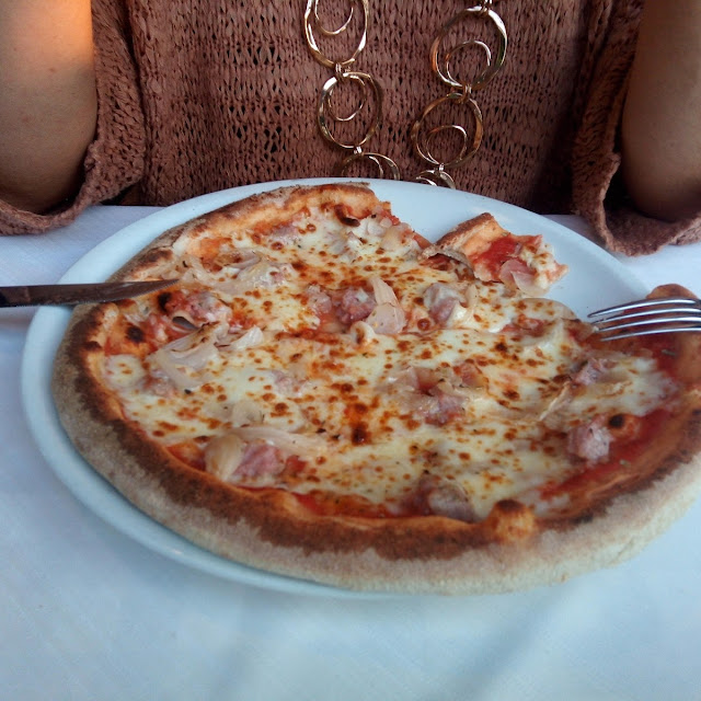 Pizza Salsiccia E Cipolla